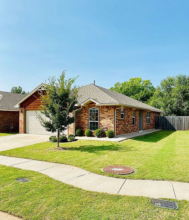 1st image of 5609 Clearwater Dr