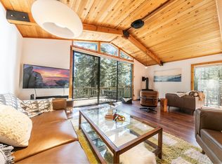 11790 Mougle Ln, Truckee, CA 96161