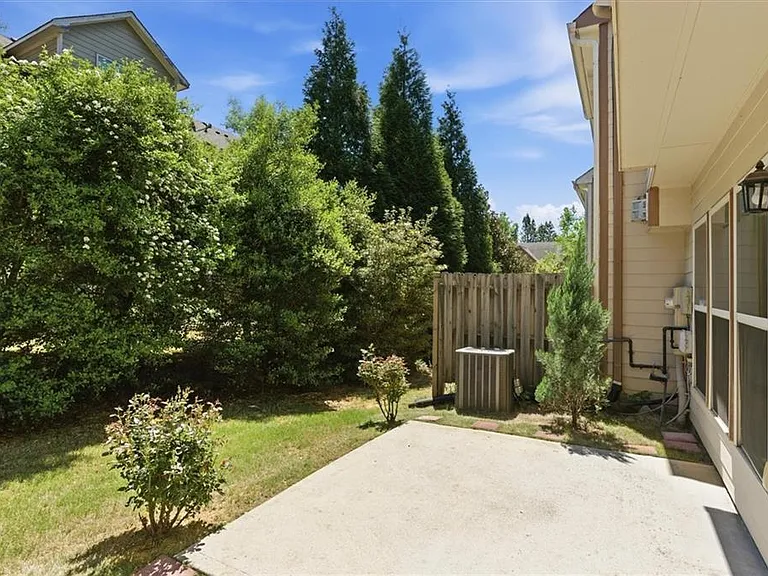 13459 Gardiner Ln — Photo 46