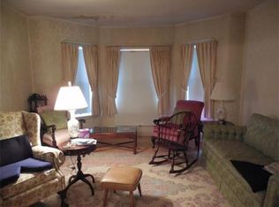 18 McKinley Rd, Worcester, MA 01605