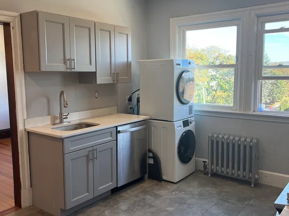 440 North St #35, Pittsfield, MA 01201