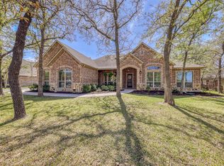 145 Eagle Dr, Lipan, TX 76462