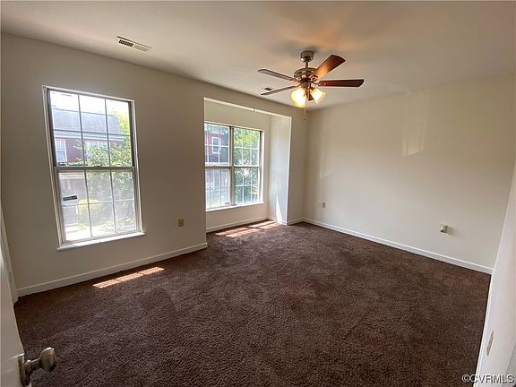5th image of 810 Catherine St
