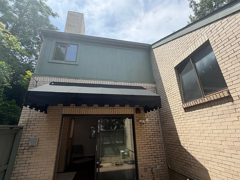 2633 McCart Ave — Photo 16