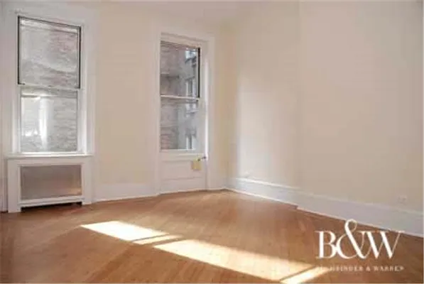 Rented by Buchbinder & Warren | media 4
