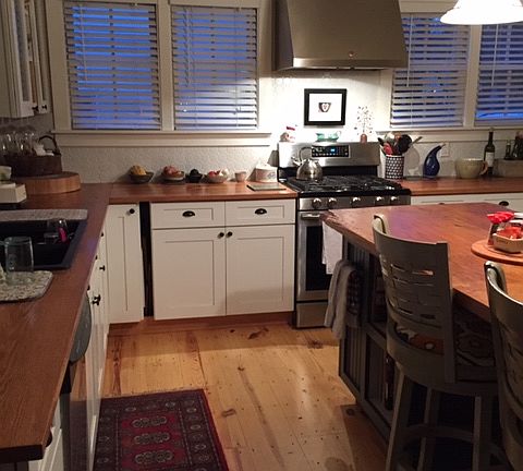 Entry into kitchen.
