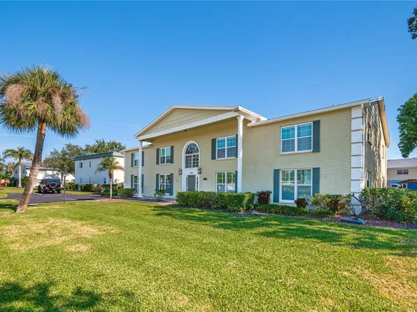 1001 Eden Isle Blvd NE APT 1, Saint Petersburg, FL 33704