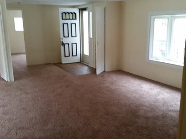 875 Gypsy Glen Rd, Beaver, PA 15009