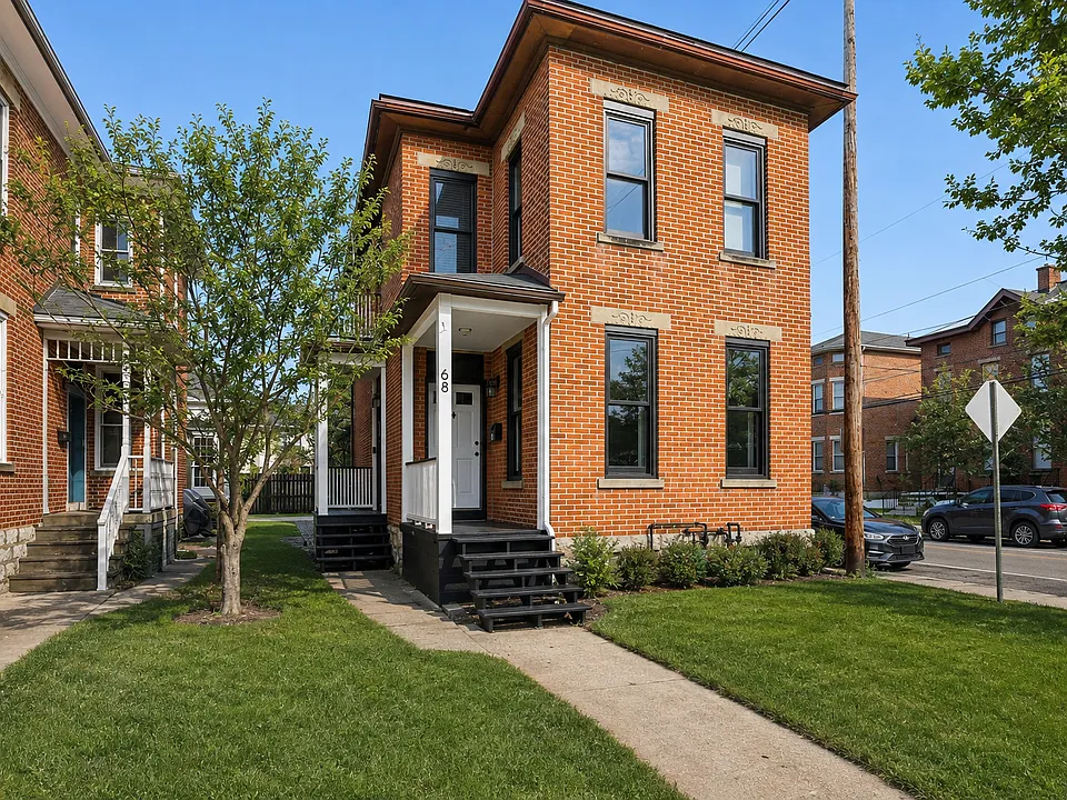 68 E Hubbard Ave #1