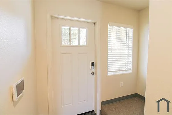 4 bed, 1536 sqft, $4,000 — Photo 4