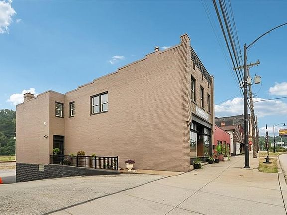 2nd image of 617 Butler St