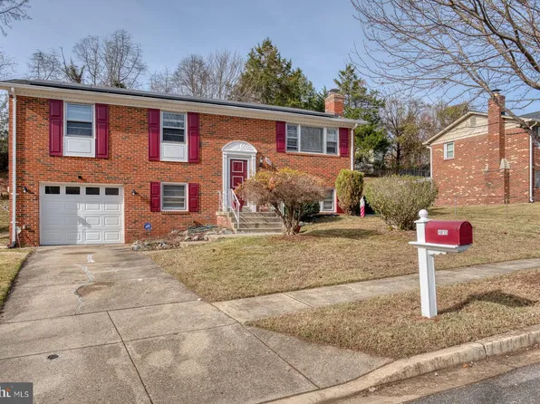4815 Woodford Ln, Upper Marlboro, MD 20772