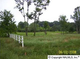 338 6th St SW, Arab, AL 35016