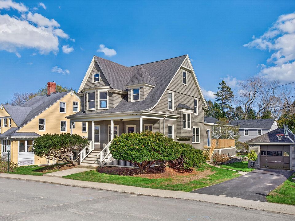 1st image of 6 Sea View Avenue