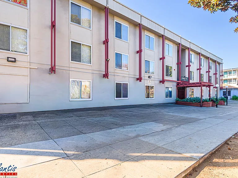 Kennedy Hall — Photo 11