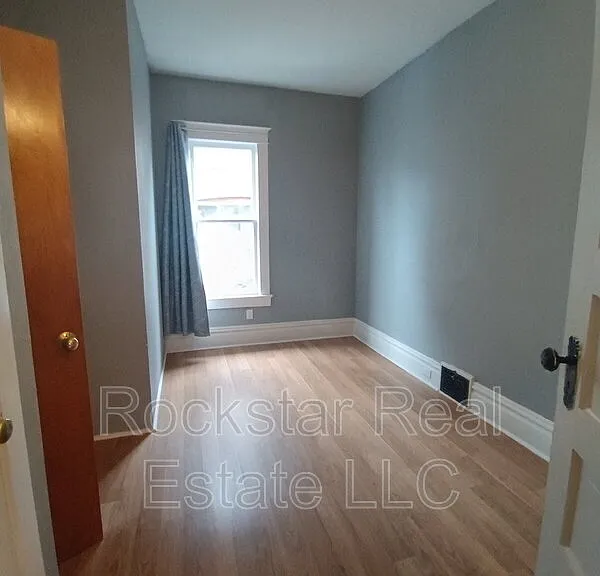 519 E Ermina Ave — Photo 10