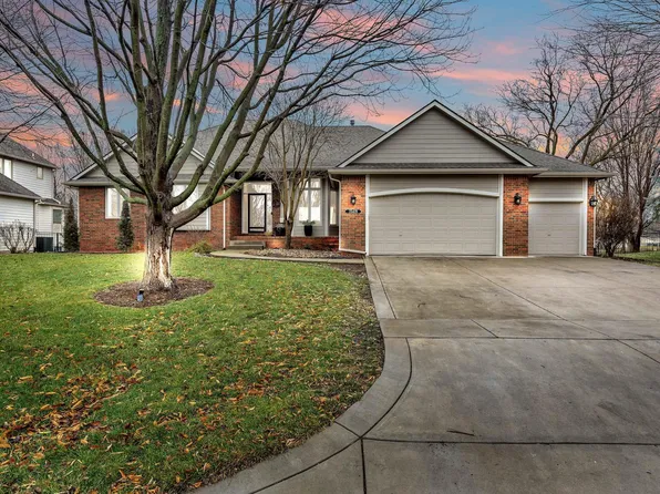 15419 E Windham Cir, Wichita, KS 67230