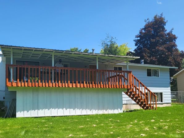 4 Columbine Rd