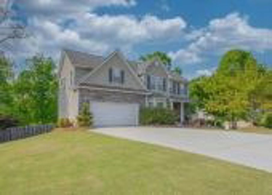 2nd image of 3149 Oak Ridge Ln
