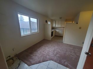 2423 Rucker Ave APT 5, Everett, WA 98201