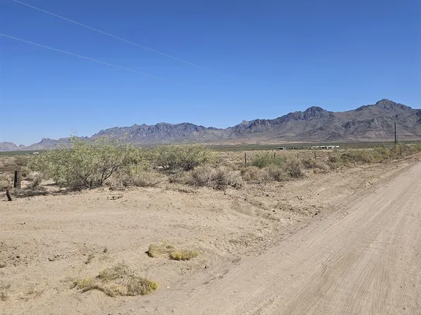 Whisper Rd SE, Deming, NM 88030