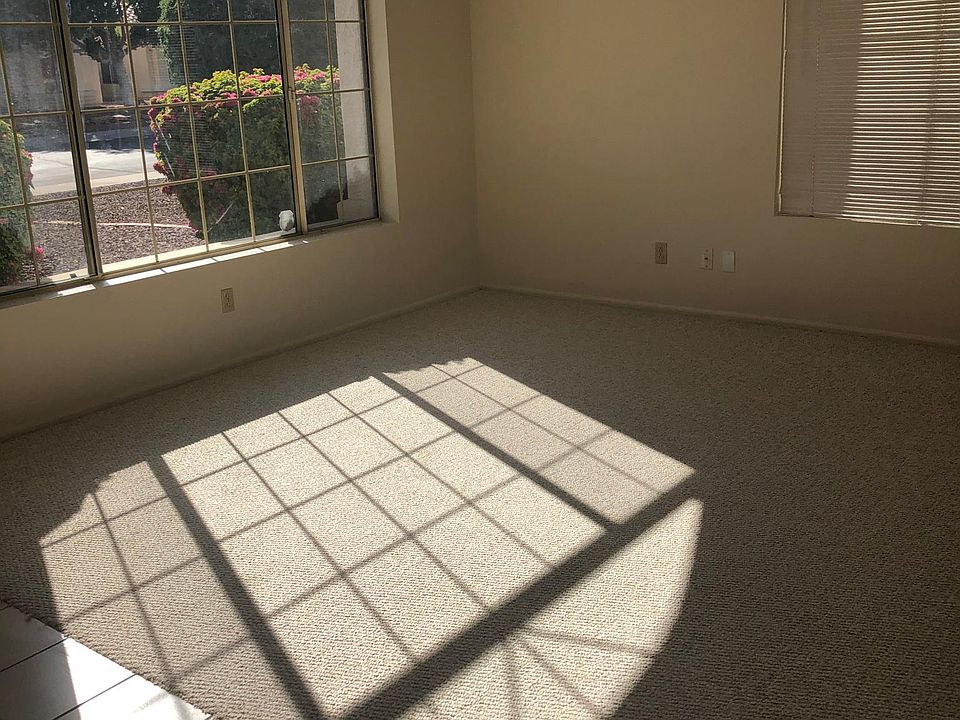 2nd image of 11608 W Cyprus Dr