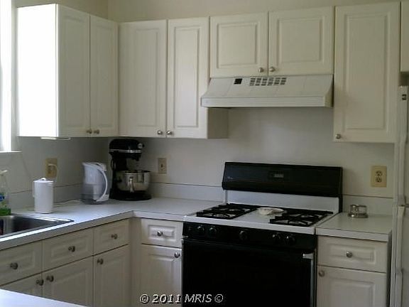 Bright sunny kitchen