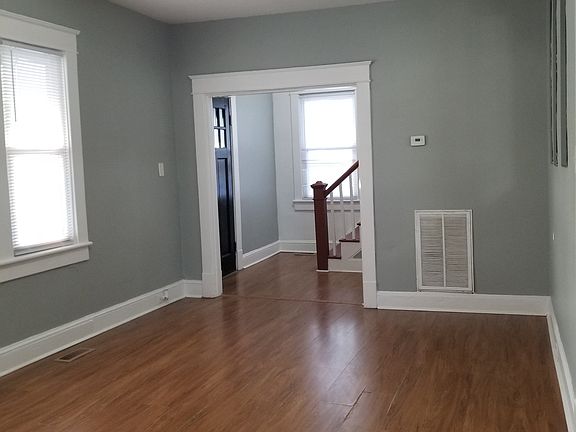 4th image of 1611 Rodman Ave