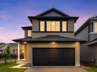846 Sendero Way, Ottawa, ON K2S2W9