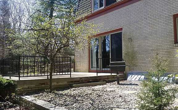 2nd image of 509 Brownwood Ct