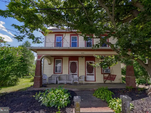 651 Lawn Rd, Palmyra, PA 17078