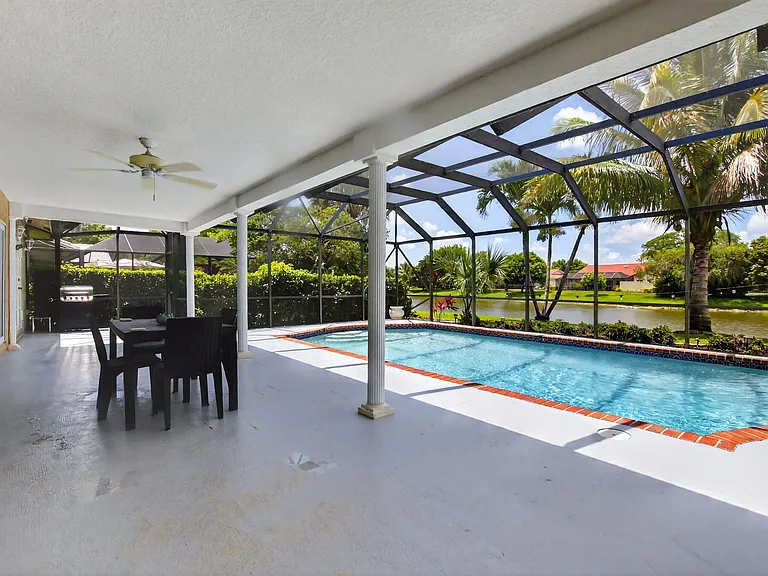 10305 Crosswind Rd — Photo 37