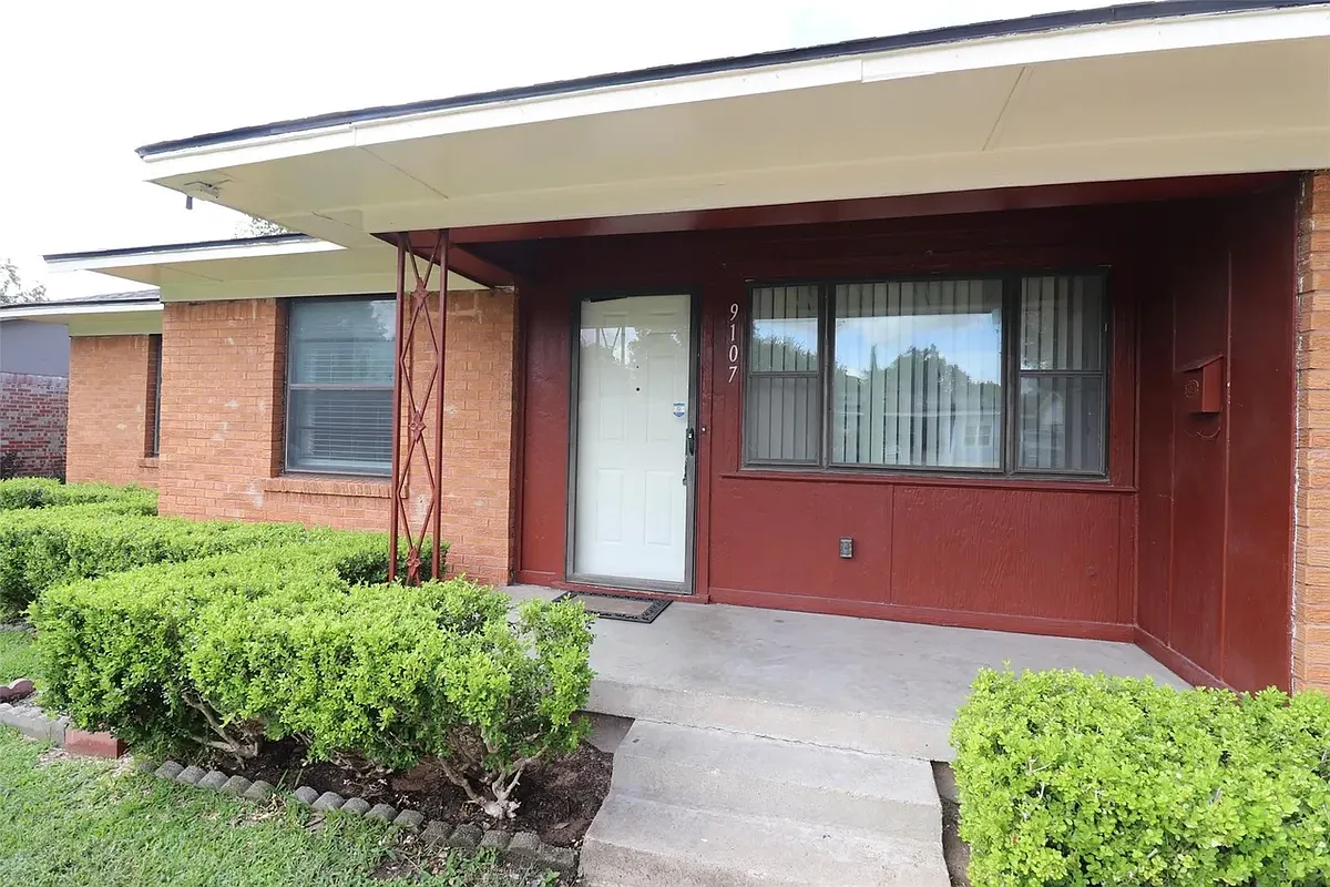 Building Photo - 9107 Rustown Dr
