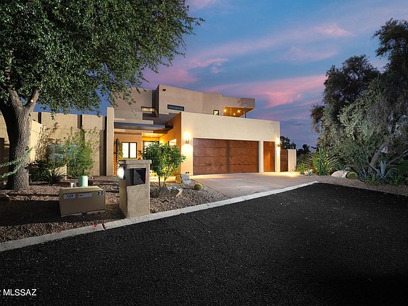 3rd image of 8320 N Lee Trevino Dr