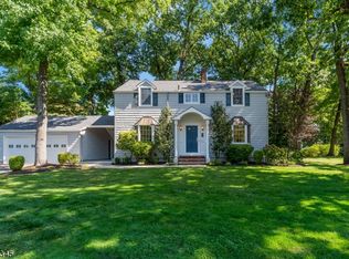 650 Forest Ave, Westfield, NJ 07090