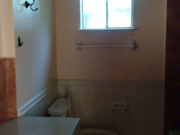 3rd image of 1819 Northshore Dr