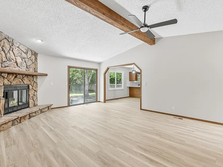 311 N Rutgers St — Photo 4