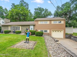 614 Mohawk Ave, Glenville, NY 12302