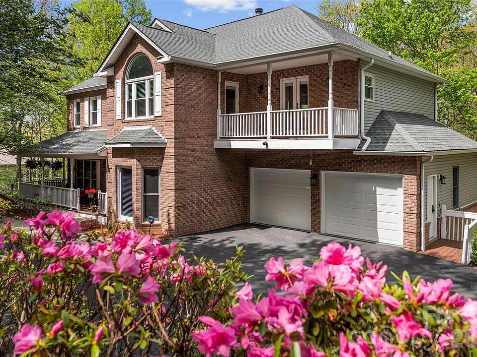 1st image of 483 Heather Marie Dr