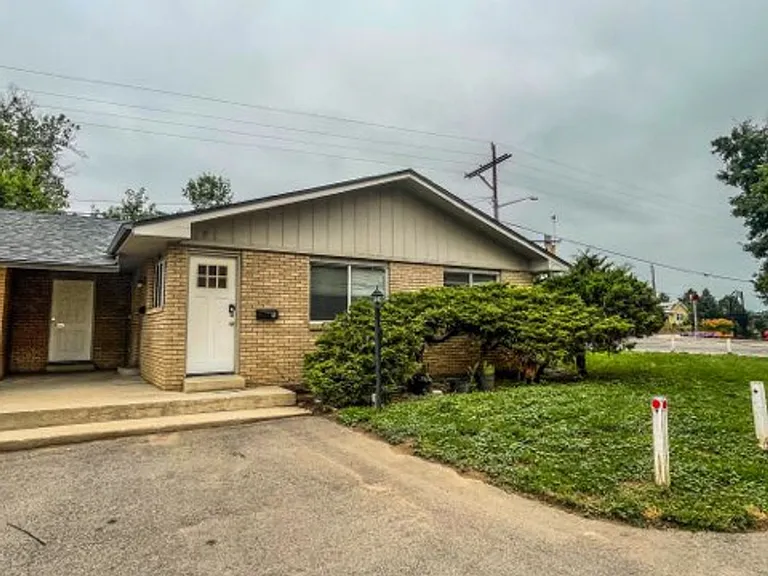 208 W Baseline Rd — Photo 15