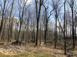 2146 Forest Bend Dr, Xenia, OH 45385