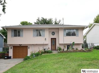 12010 N 157th St, Bennington, NE 68007