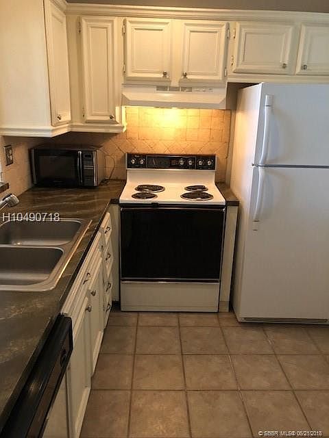 1st image of 4272 NW 89th Ave APT 207
