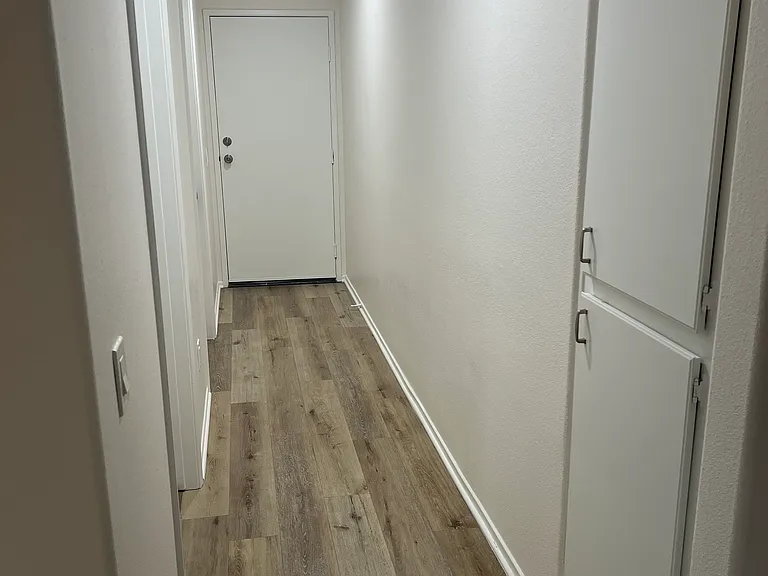 128 California Ct #128 — Photo 3