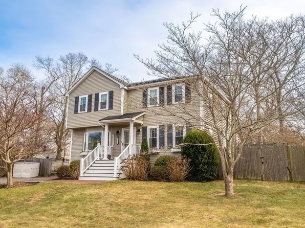 103 Calypso Ln, Marshfield, MA 02050