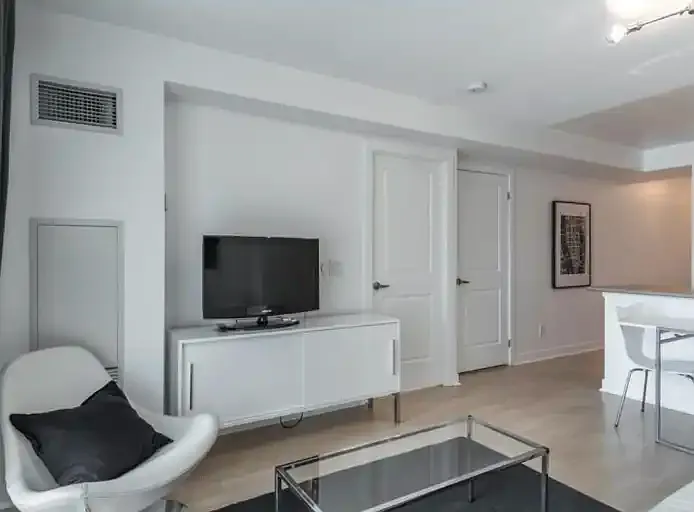 50 Lynn Williams St #1008 — Photo 6