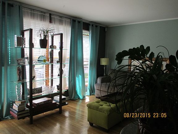 3rd image of 4818 S Leclaire Ave