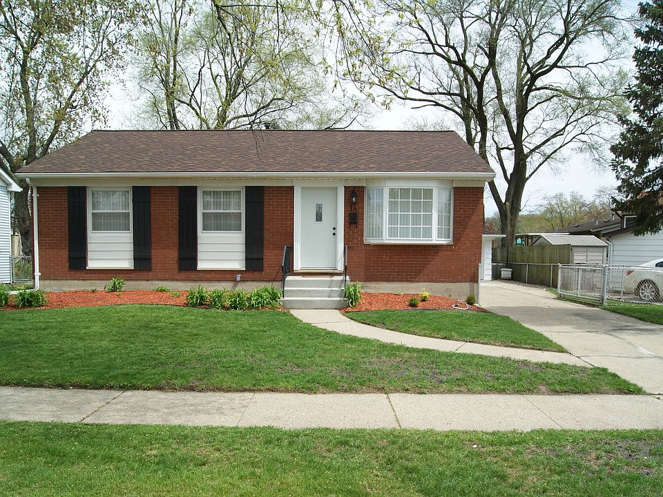 1st image of 14 Arapaho Dr