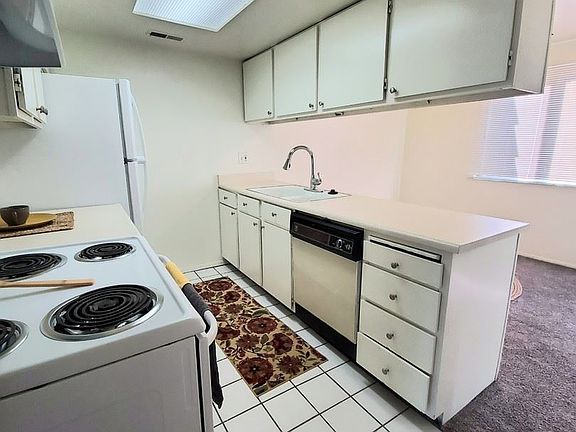 5th image of 5308 S 900 E APT 23