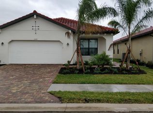 1591 Santiago Cir, Naples, FL 34113